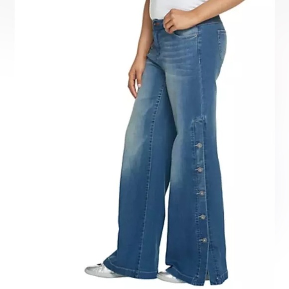 PEACE LOVE WORLD WIDE LEG BLUE JEANS BUTTON LEG SIZE 18WP EUC - Picture 13 of 13